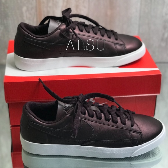 Nike Shoes - 🎁 Santa’s Special 🎄 Nike Blazer Low LE Mtlc Mahogany Womens AUTHENTIC Size 8.5